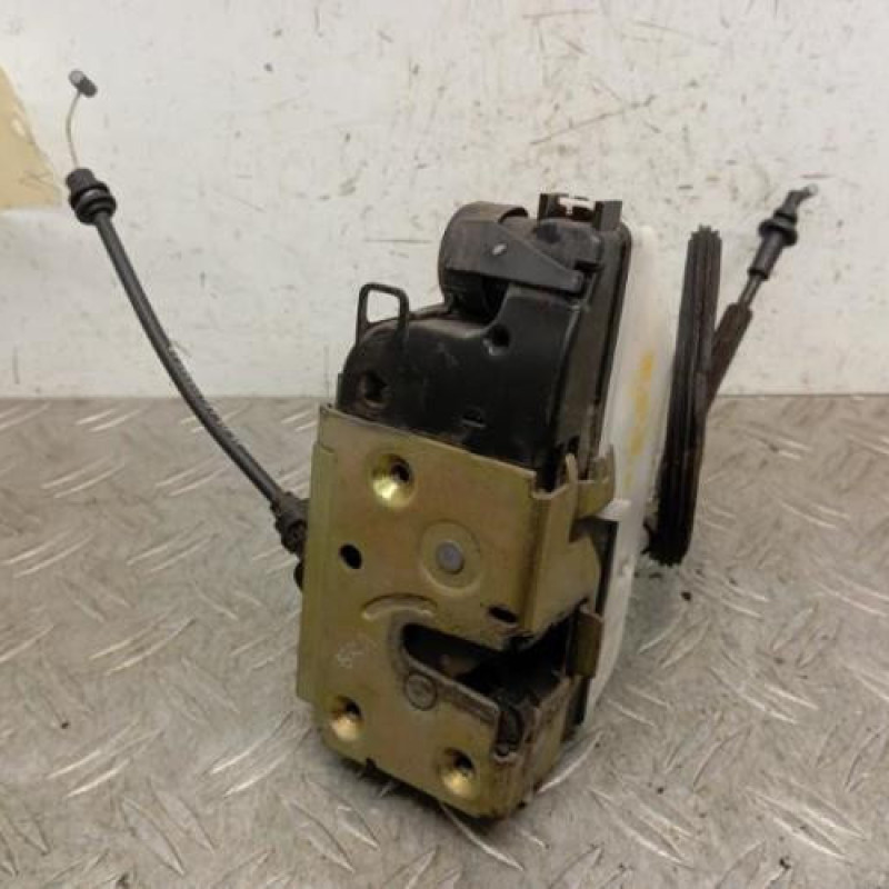 Serrure avant gauche CITROEN C3 1 Serrure avant gauche CITROEN C3 1