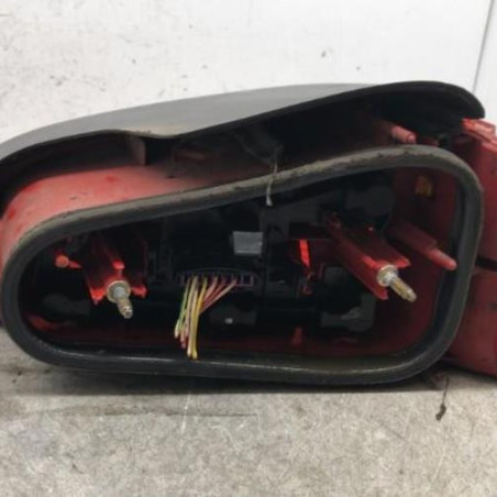 Feu arriere principal gauche (feux) PEUGEOT 106