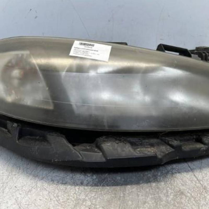 Optique avant principal droit (feux)(phare) RENAULT LAGUNA 2