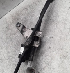 Moteur essuie glace avant MERCEDES CLASSE A 176 Photo n°1