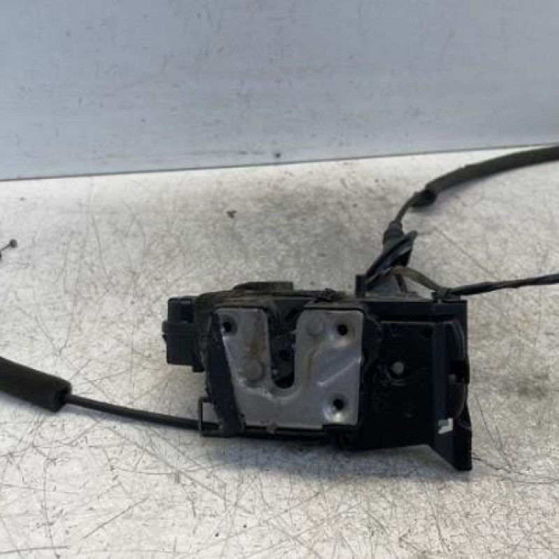 Serrure arriere gauche RENAULT CAPTUR 1 Serrure arriere gauche RENAULT CAPTUR 1