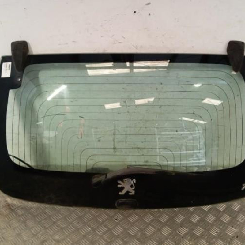 Lunette arriere PEUGEOT 107 Lunette arriere PEUGEOT 107