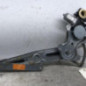 Leve vitre electrique avant gauche TOYOTA YARIS 2