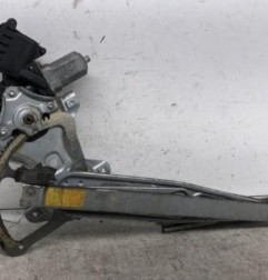 Leve vitre electrique avant gauche TOYOTA YARIS 2