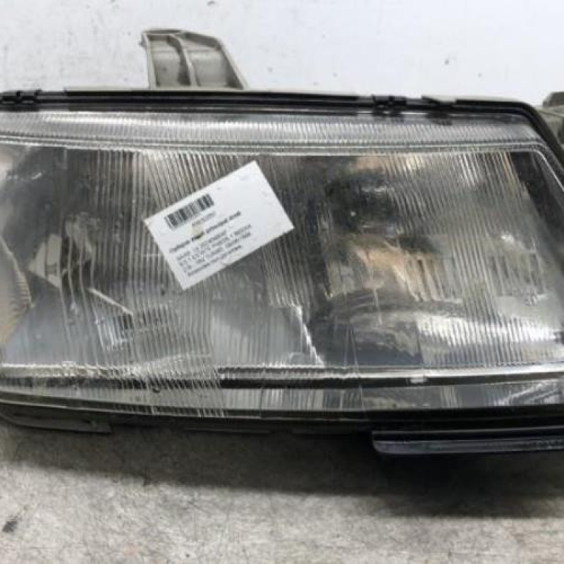 Optique avant principal droit (feux)(phare) SAAB 9.5 1