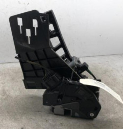 Serrure arriere droit FORD FIESTA 6