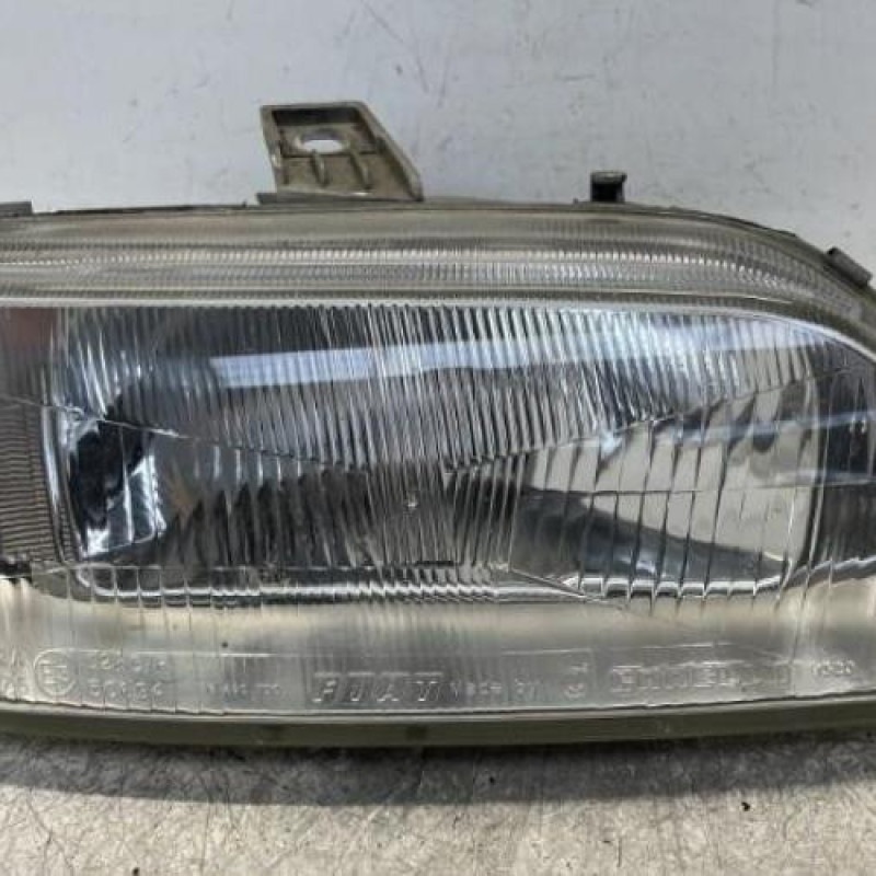 Optique avant principal droit (feux)(phare) FIAT PUNTO 1