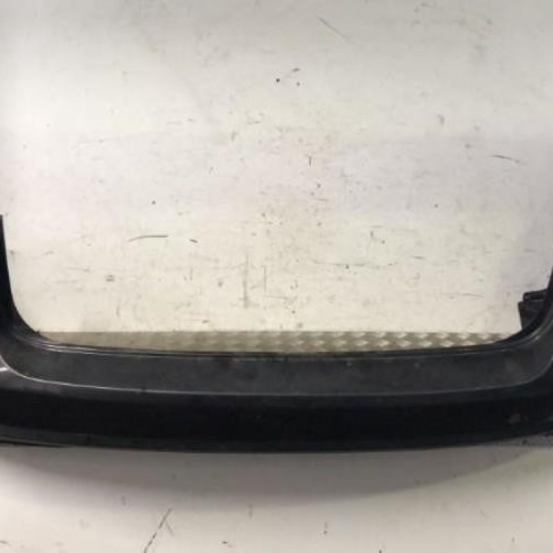 Pare choc arriere VOLKSWAGEN PASSAT 5