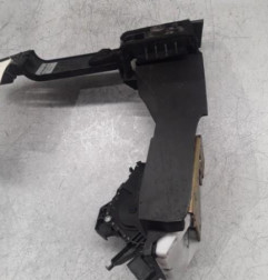 Serrure avant gauche FORD MONDEO 2
