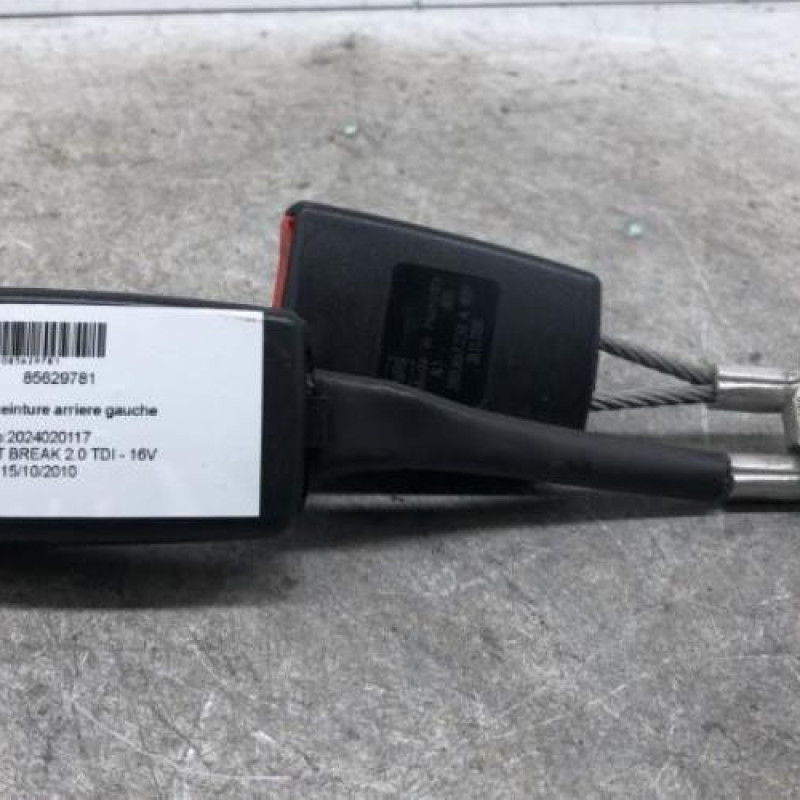 Attache ceinture arriere gauche SEAT EXEO