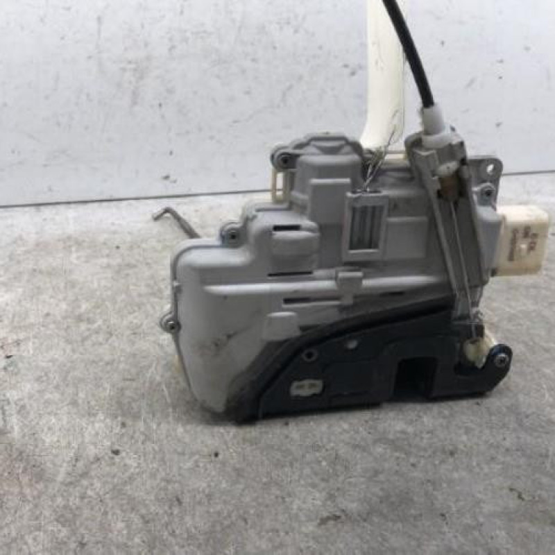 Serrure avant gauche SEAT EXEO Serrure avant gauche SEAT EXEO