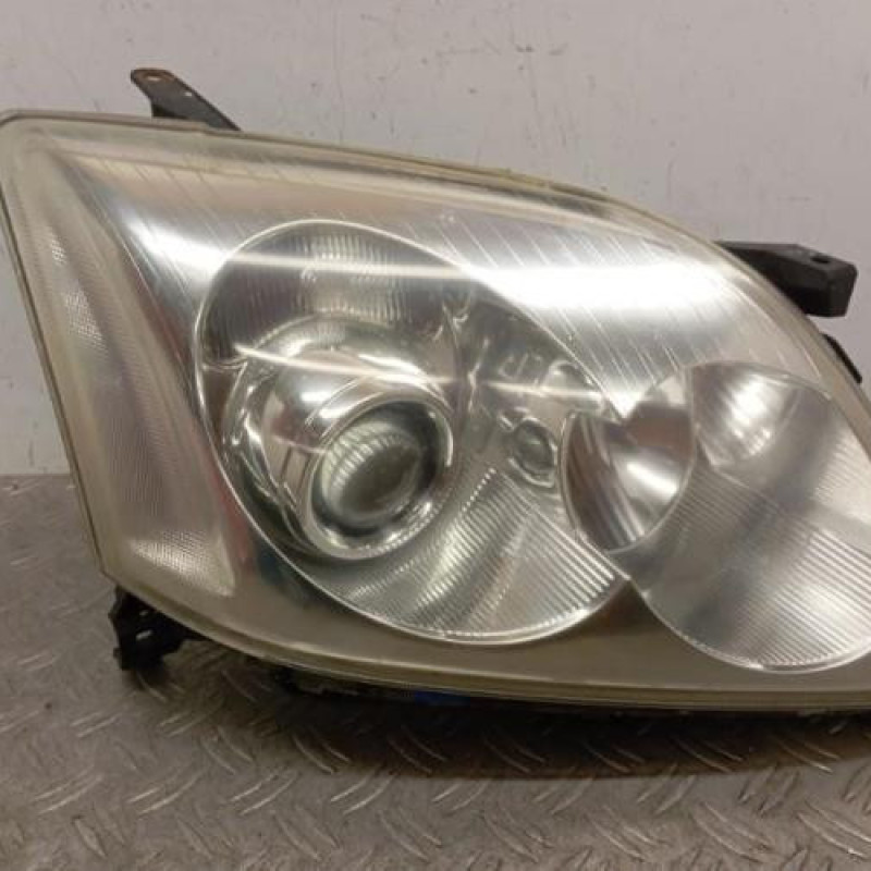 Optique avant principal droit (feux)(phare) TOYOTA AVENSIS 2