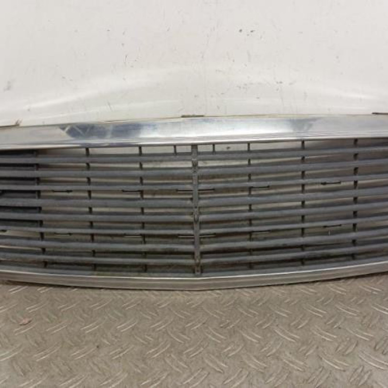 Calandre MERCEDES CLASSE C 202 Calandre MERCEDES CLASSE C 202