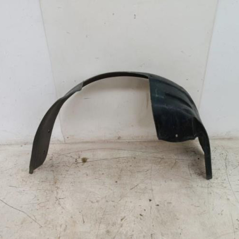 Pare boue avant gauche PEUGEOT 607 Pare boue avant gauche PEUGEOT 607