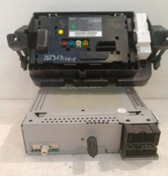 Ecran GPS RENAULT MEGANE 3 Photo n°3