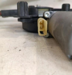 Leve vitre electrique avant droit FORD FIESTA 5