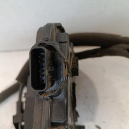 Serrure arriere droit RENAULT CLIO 4