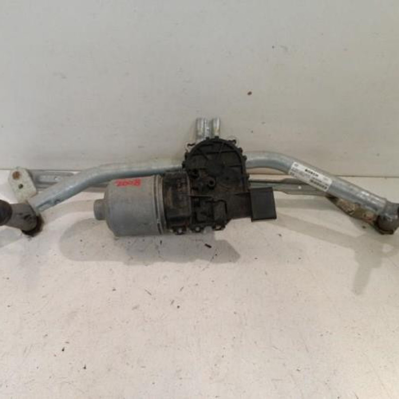 Moteur essuie glace avant PEUGEOT 2008 1 Moteur essuie glace avant PEUGEOT 2008 1