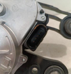 Moteur essuie glace arriere VOLKSWAGEN GOLF 7 Photo n°4
