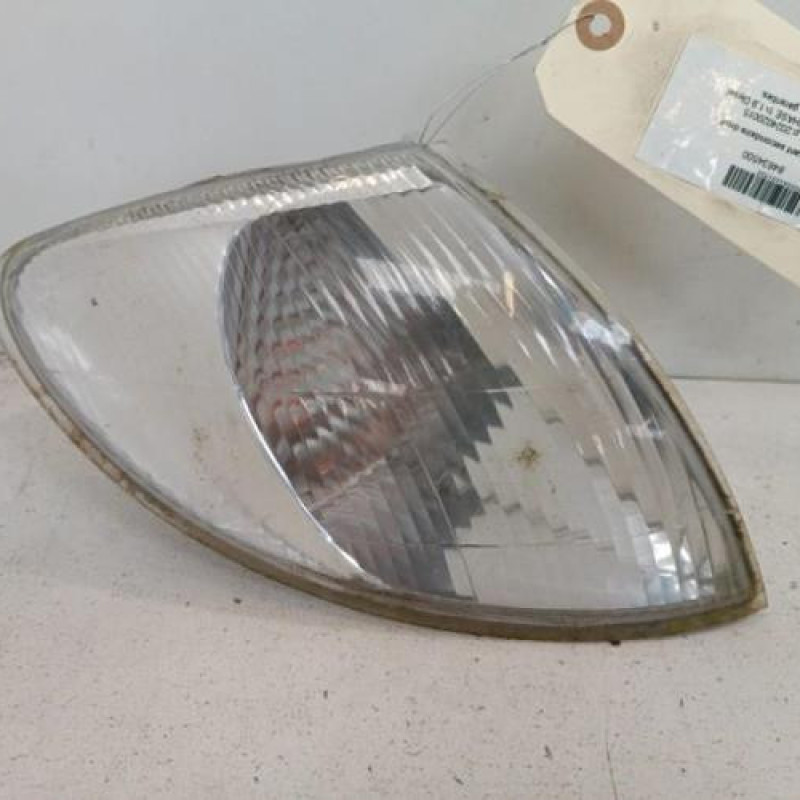 Optique avant secondaire droit (feux)(clignotant) RENAULT MEGANE 1