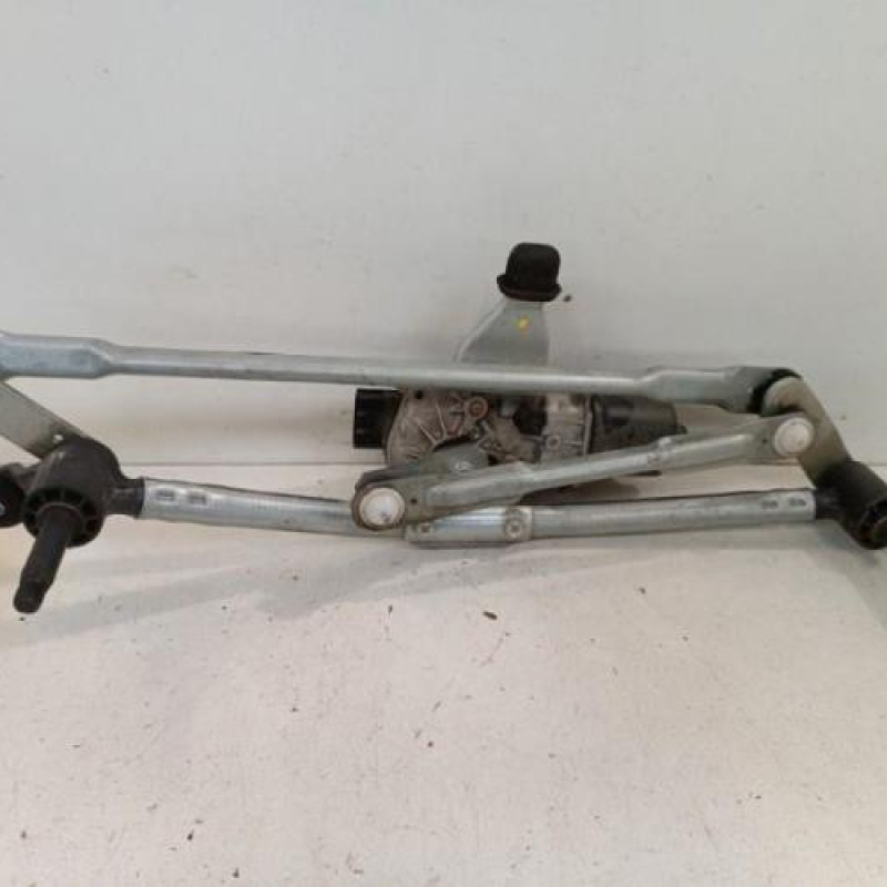 Moteur essuie glace avant DACIA SANDERO 3