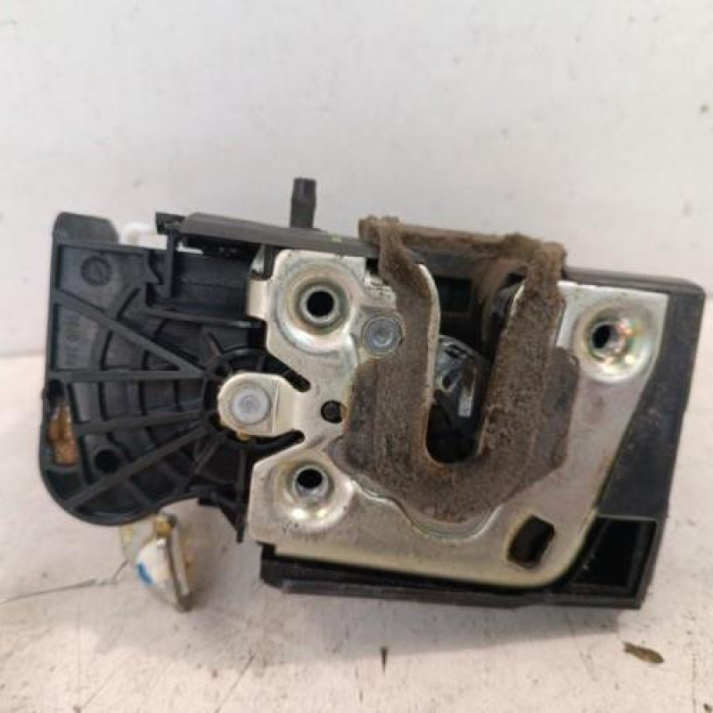 Serrure arriere droit DACIA SANDERO 3 Serrure arriere droit DACIA SANDERO 3