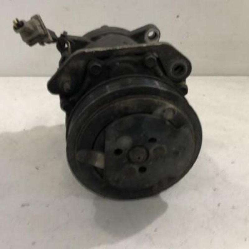 Compresseur clim CITROEN SAXO Compresseur clim CITROEN SAXO