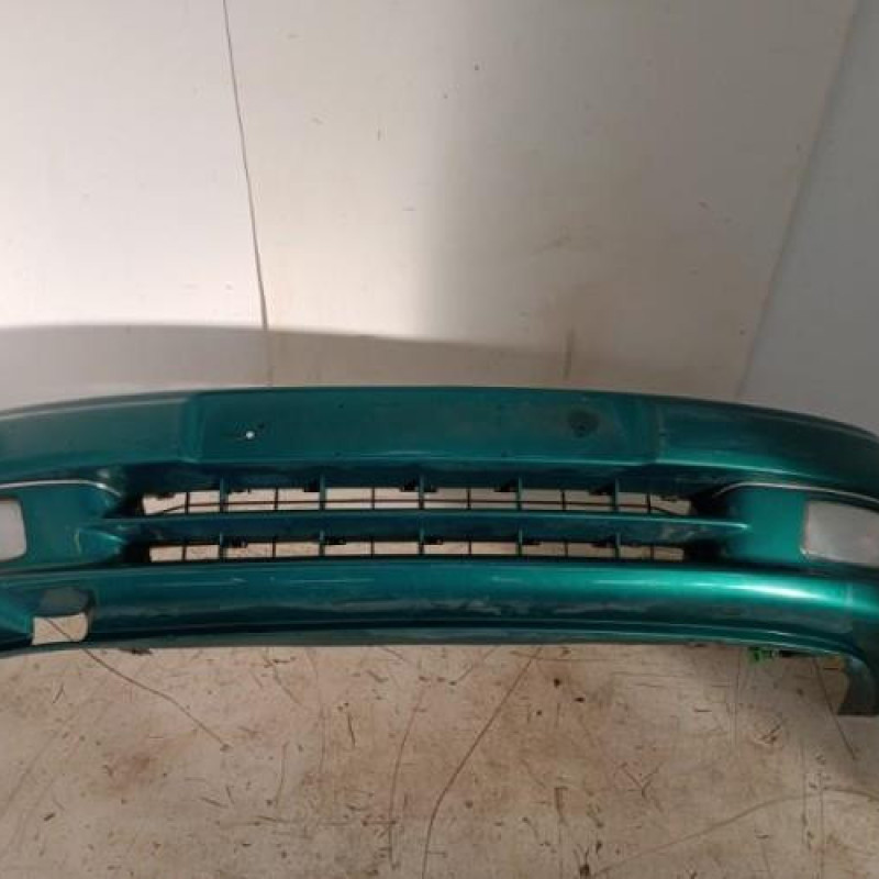 Pare choc avant CITROEN SAXO
