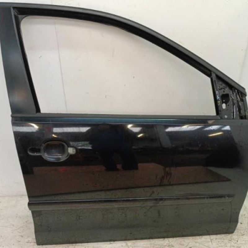Porte avant droit VOLKSWAGEN POLO 4 Porte avant droit VOLKSWAGEN POLO 4