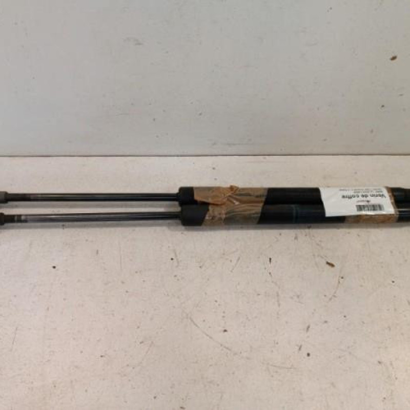 Verin de coffre BMW SERIE 1 E87 Verin de coffre BMW SERIE 1 E87