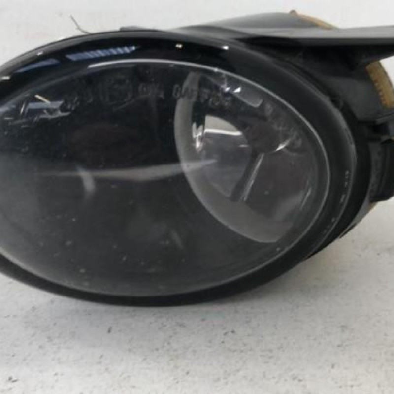 Anti brouillard gauche (feux) VOLKSWAGEN PASSAT 5 Anti brouillard gauche (feux) VOLKSWAGEN PASSAT 5