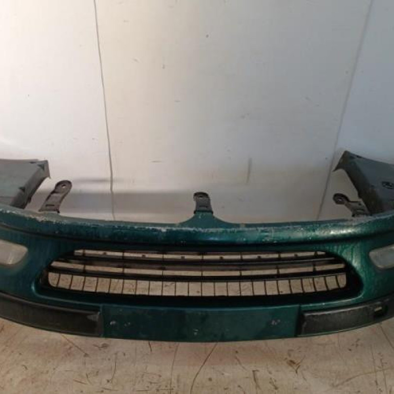 Pare choc avant PEUGEOT 406 Pare choc avant PEUGEOT 406