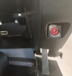 Vide poche avant droit PEUGEOT 208 1 Photo n°3