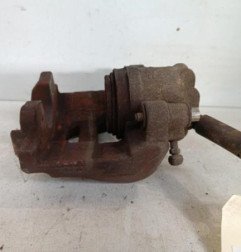 Etrier avant droit (freinage) CITROEN C4 2