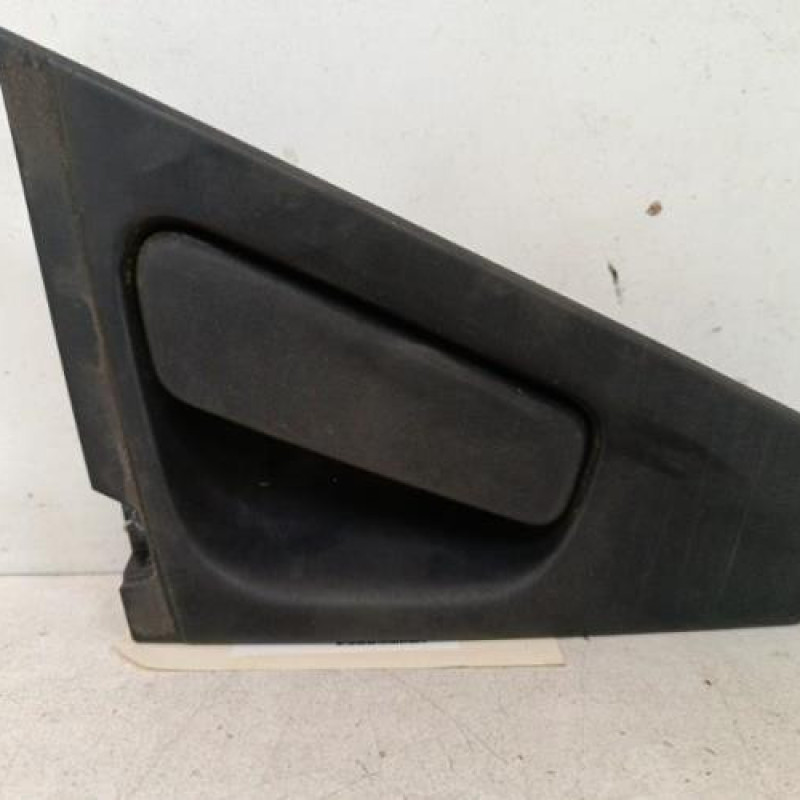 Poignee porte arriere gauche RENAULT CLIO 4 Poignee porte arriere gauche RENAULT CLIO 4