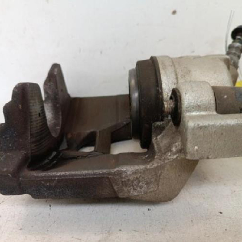 Etrier avant gauche (freinage) RENAULT SCENIC 3 Etrier avant gauche (freinage) RENAULT SCENIC 3