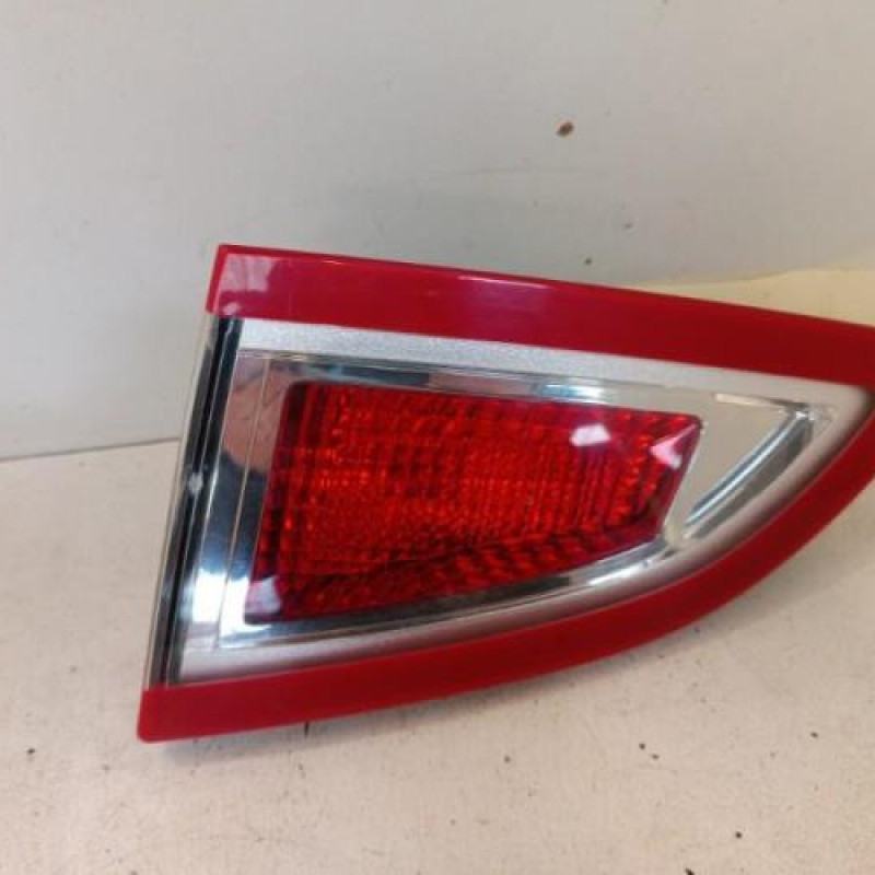 Feu arriere secondaire droit (feux) RENAULT SCENIC 3 Feu arriere secondaire droit (feux) RENAULT SCENIC 3