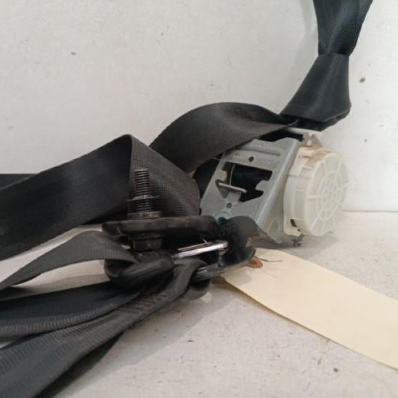 Ceinture avant droit RENAULT TRAFIC 3 COURT Ceinture avant droit RENAULT TRAFIC 3 COURT