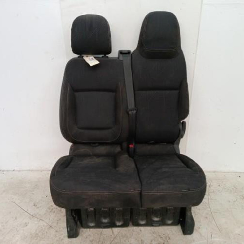 Siege avant droit (banquette double) RENAULT TRAFIC 3 COURT