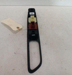 Interrupteur de leve vitre avant gauche RENAULT CLIO 4