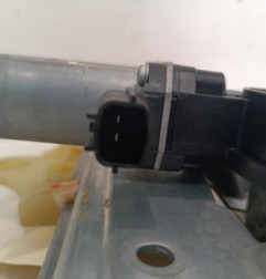 Leve vitre electrique arriere gauche RENAULT CLIO 4 Photo n°3