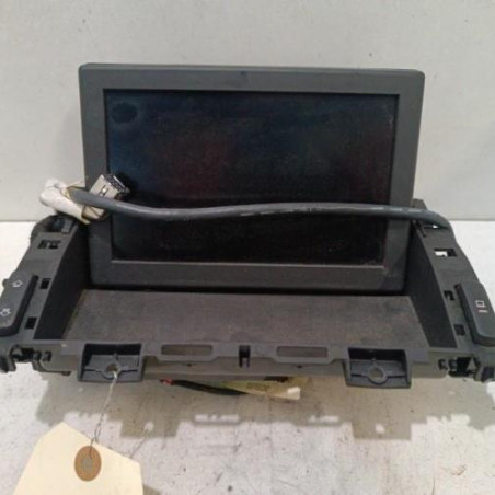 Ecran GPS PEUGEOT 5008 1