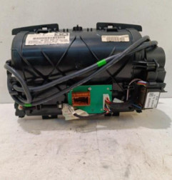 Ecran GPS PEUGEOT 5008 1 Photo n°4