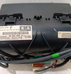 Ecran GPS PEUGEOT 5008 1 Photo n°5