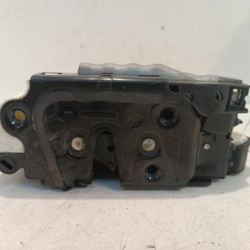 Serrure avant droit SKODA FABIA 2 Serrure avant droit SKODA FABIA 2