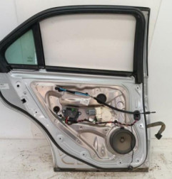 Porte arriere gauche MERCEDES CLASSE E 212 Photo n°3