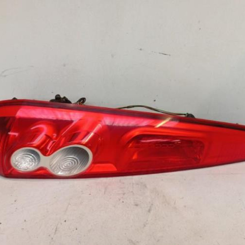 Feu arriere principal gauche (feux) FORD FIESTA 5 Feu arriere principal gauche (feux) FORD FIESTA 5