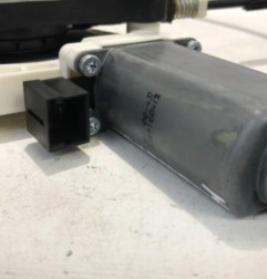 Leve vitre electrique avant gauche VOLKSWAGEN GOLF 7