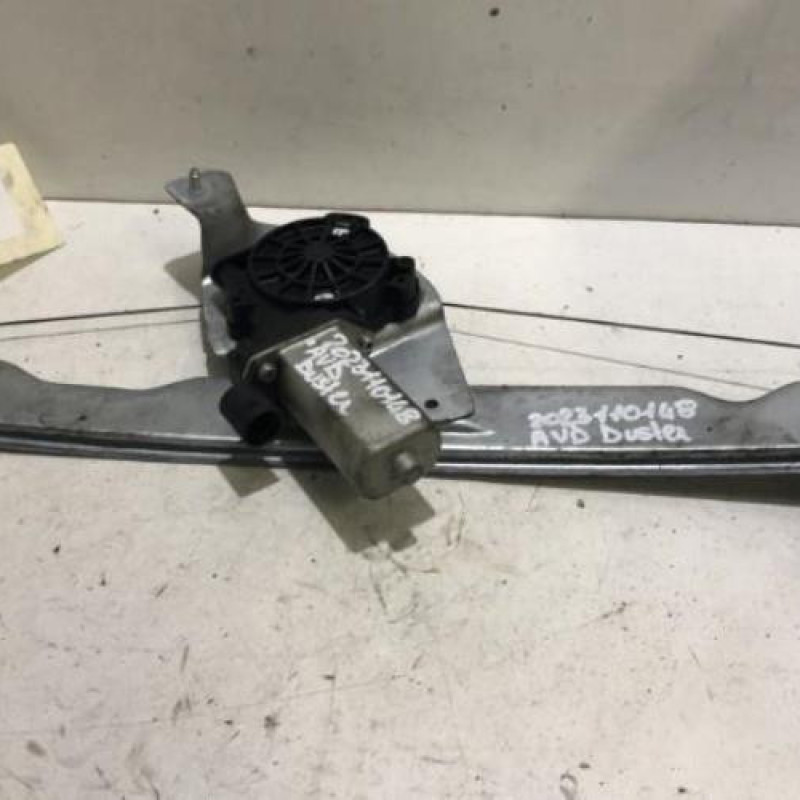 Leve vitre electrique avant droit DACIA DUSTER 1