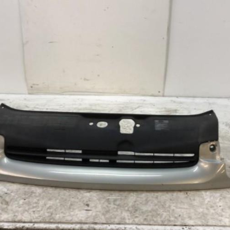 Calandre RENAULT CLIO 2 Calandre RENAULT CLIO 2